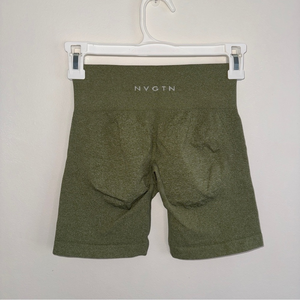 NVGTN green seamless contour shorts women’s XS